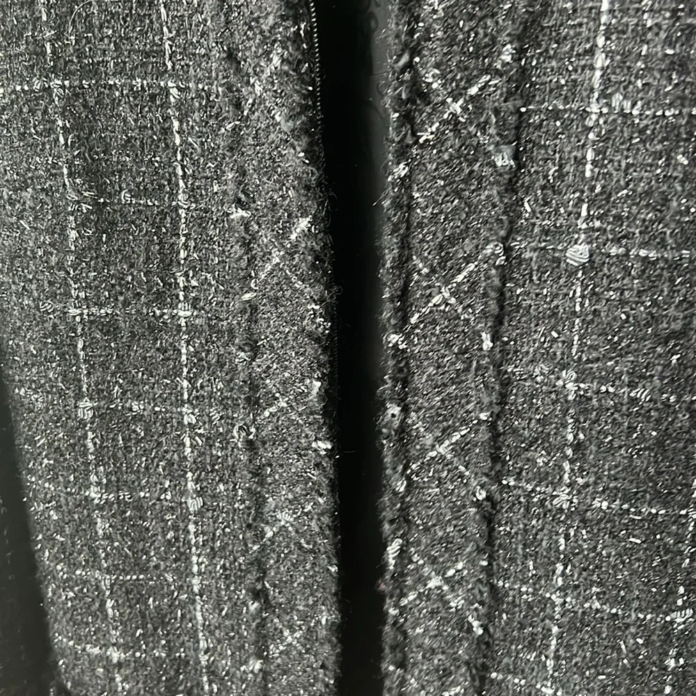CHANEL Classic Couture Tweed Slim Zip Jacket - French 36